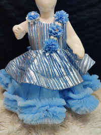 Royal Flare Tail Frock – Mini Glam Edition (1–4 Years)
